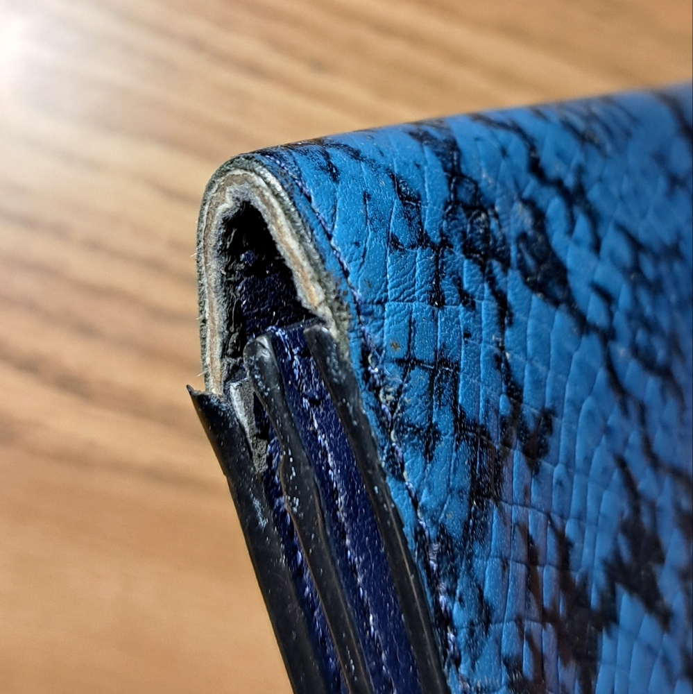 Coach Wallet - Picture 4 of 8